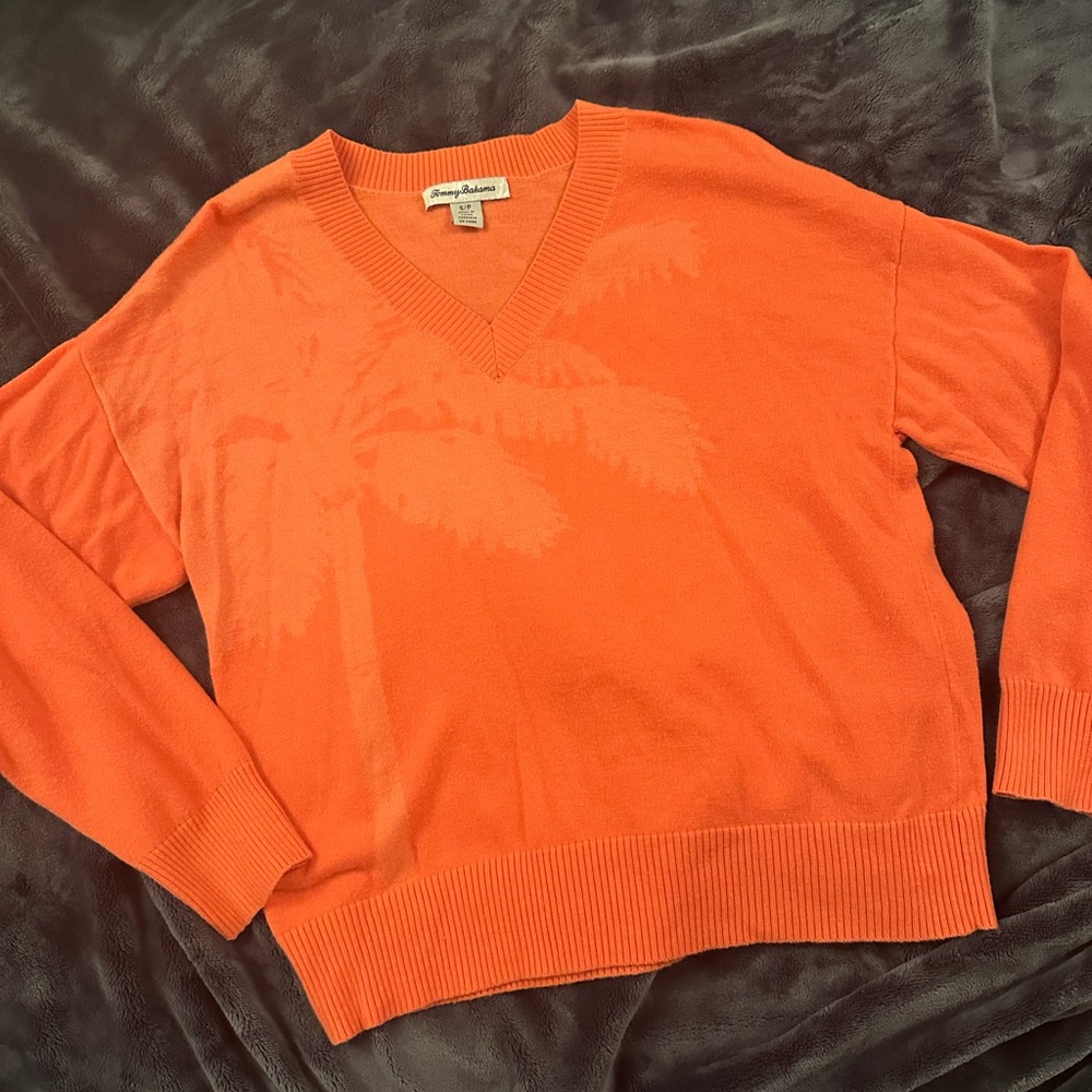 Tommy Bahama Sweater 🌴